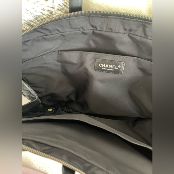 āļøCOAāļø CHANEL New Travel-Line Laptop Case W/D- RingsāļøGORGEOUS & Very Cleanāļø - Picture 7 of 17